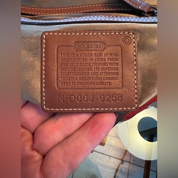 Coach 06 #9258 Soho Floral Suede Poppy Tote! - Picture 10 of 11